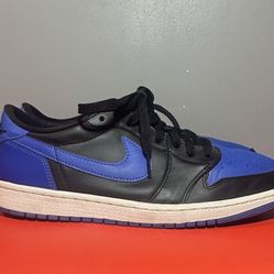 Size 10.5 - Air Jordan 1 Retro OG Low Royal
