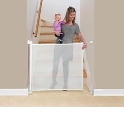 KidCo Retractable Safeway Flexible Mesh Quick Release Baby Toddler Pet Safety Gate