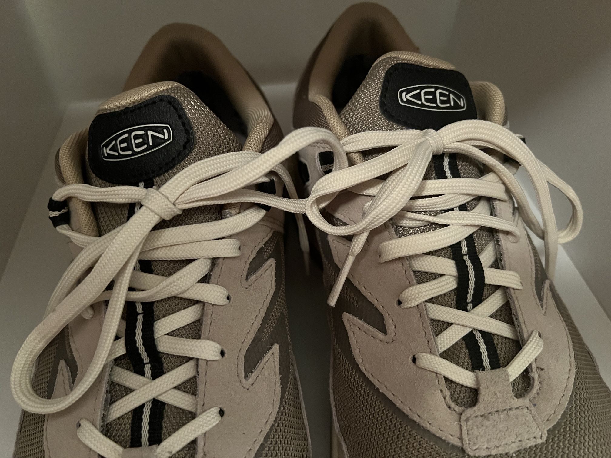 Keen Men’s Hiking Shoes Size 12