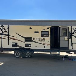 2015  Kodiak Express By Dutchmen 