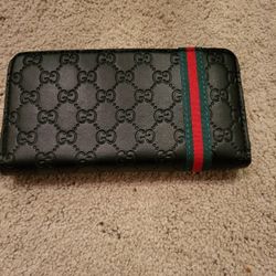 Gucci Wallet (Women)
