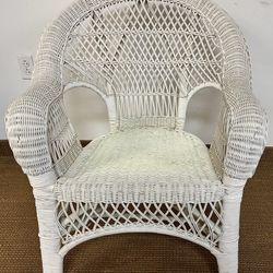 White Wicker Arm Chair