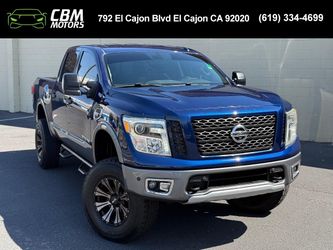 2017 Nissan TITAN