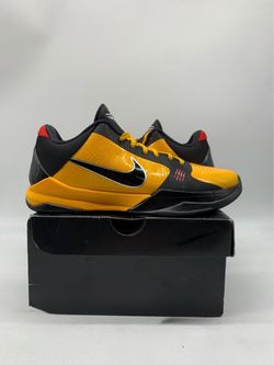 Nike Kobe 5 Bruce Lee Low-Top Sneakers