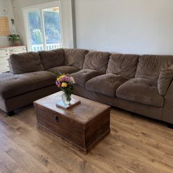 *Free* Sectional Couch