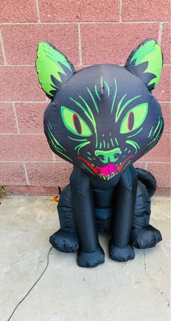 Halloween inflatable