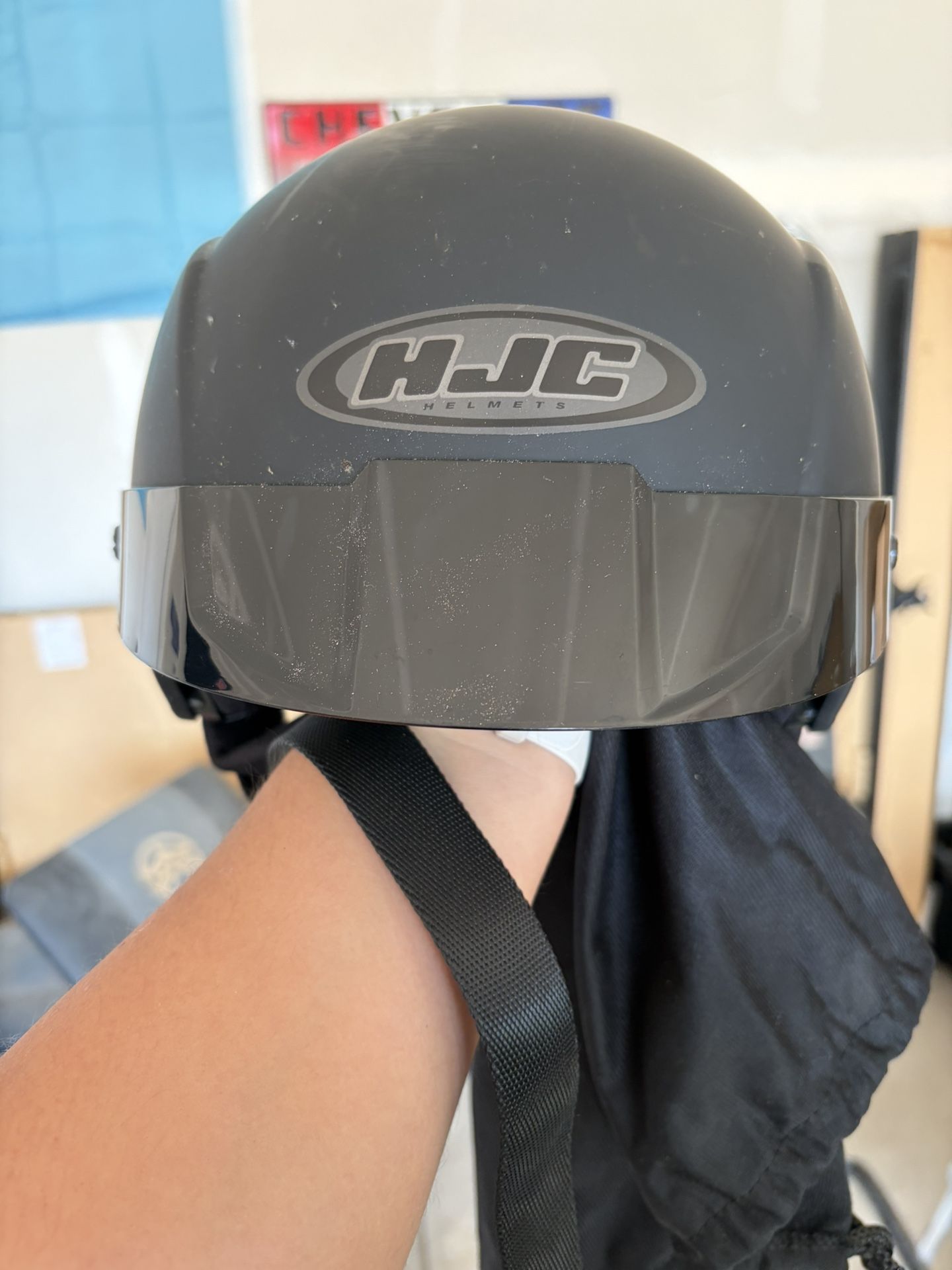 H-1Б IS-CRUISER DOT FMVSS NO.218 CERTIFIED