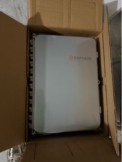 Enphase combiner Box
