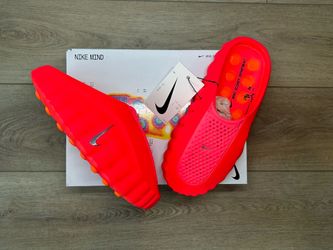 Nike Mind 001 Mule Solar Red