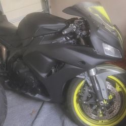 Cbr 1000rr Fire Blade 2006