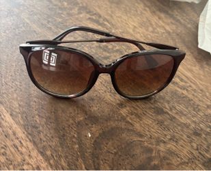 women sunglasses