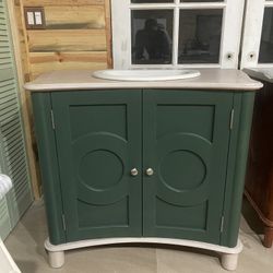 Green Bathroom Vanity with Sink – Solid Wood, Unique Curved Design 🌿