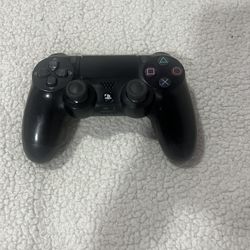 PS4 Controller