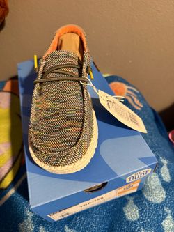 Hey Dude shoes new