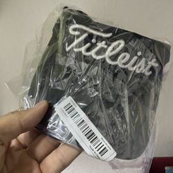 Titleist SUN hat new  In black 