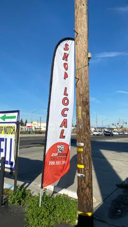 16ft Flags With Steaks And Poles And Flag 