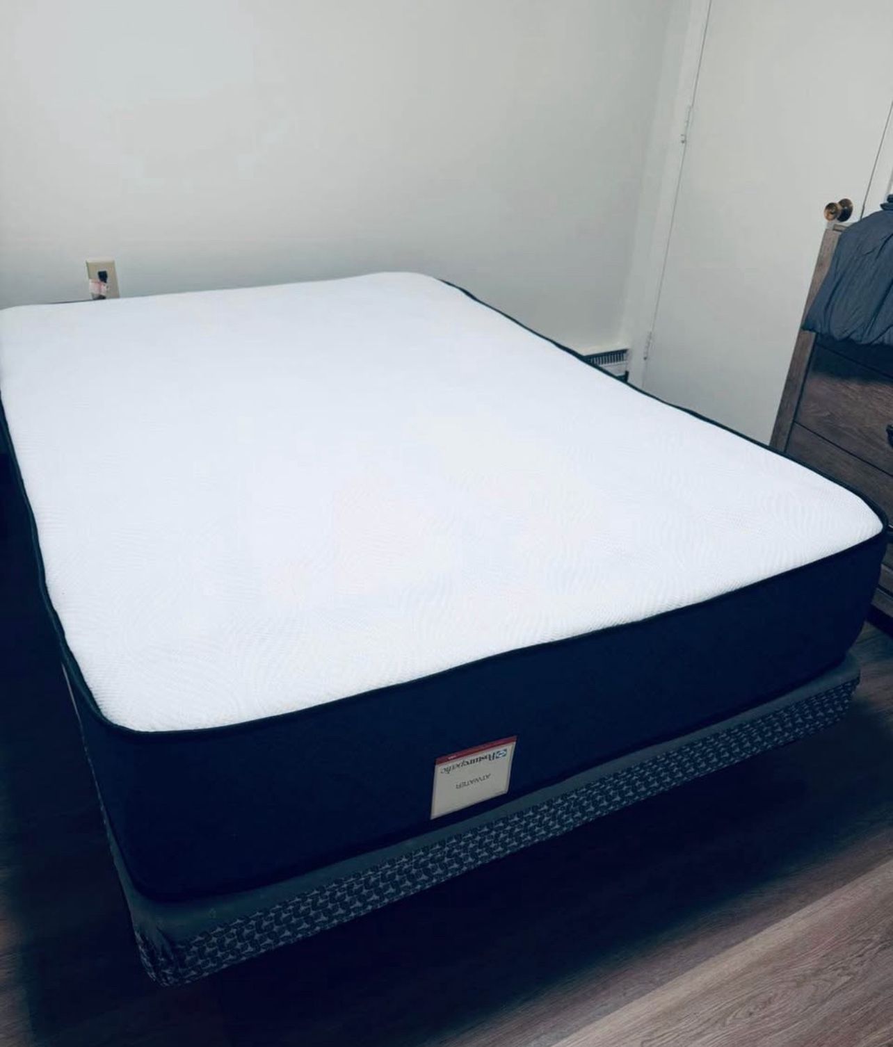 Queen Size Set Mattress And Box Brand New Delivery 🚚 Available 