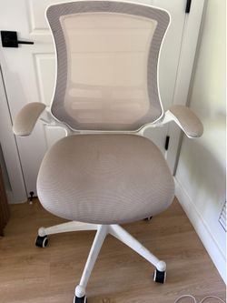 Ergonomic desk chair FOR SALE!!