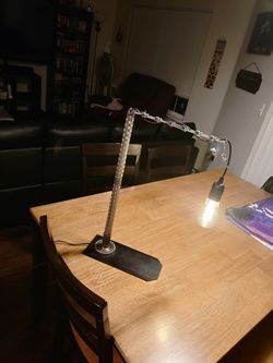 Scrap metal/axel lamp