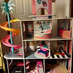 LOL Doll House 