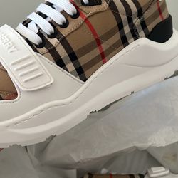 Brand New Men's Burberry Shoes