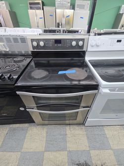 Whirlpool electric stove double oven