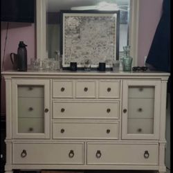 Coaster-Sandy Beach Queen Bedroom Set-Dresser,Bed Frame w/mirror & night stand