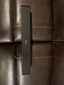 Bose Solo TV Speaker Soundbar – Excellent Condition
