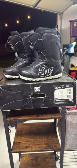 DC Search Women's Snowboard Boots Size 9W