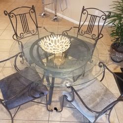 Dining Table With 4 Chairs