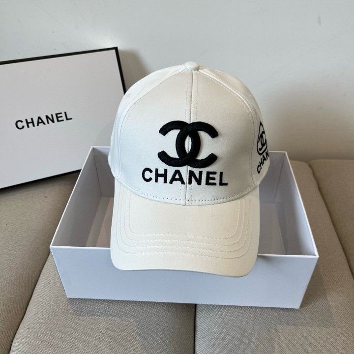 Chanel couple baseball cap