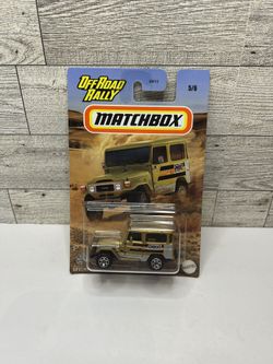 Vintage Matchbox Gold ‘1968 Toyota Land Cruiser FJ40 / Off Road Rally • Die Cast Metal • Made in Thailand 