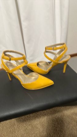 Mustard color heels