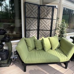 Couch/daybed