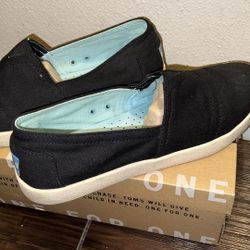 Toms