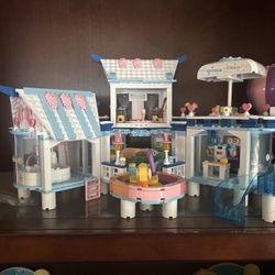 Friends Summer House Building Set for Girls 6-12, Girls Beach Villa Building Kit with 7 Minifigures, Compatible with Lego Friends Heartlake House, 938