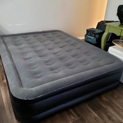 New . Double  Size Inflatable Bed