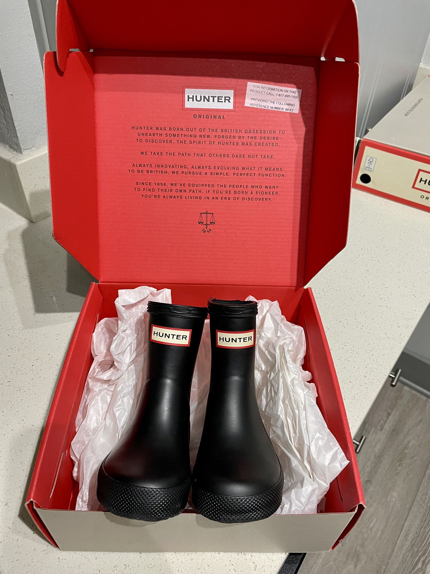 Hunter hotsell boot box