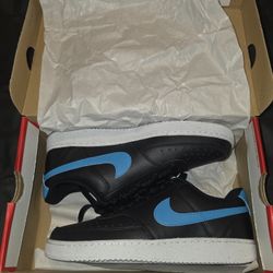 Nike Court Vision Low