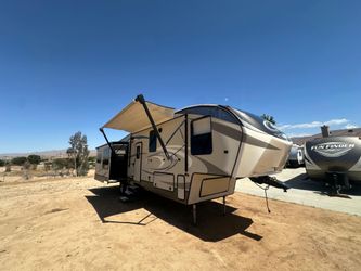 COUGAR KEYSTONE 3 SLIDE 🏘