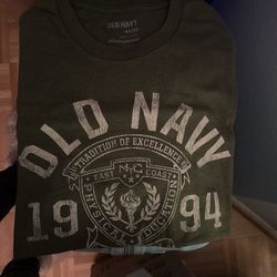 3 Old Navy (L) T-Shirts