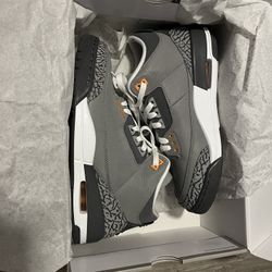 Air Jordan Retro 3s Sz 9 
