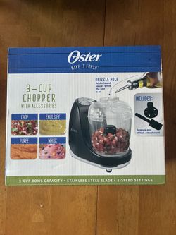 Oster 3 cups stainless steel chopper. Brand new.