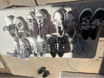 shoes for girls sz3-4 $3-$10