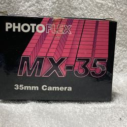 New PhotoFlex MX-35   35 mm Camera