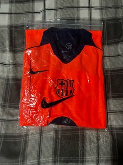 FC Barcelona Nike Away Soccer Jersey L