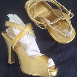 Women"s Gold Heeled Sandal By Designer Richie Couture Sz 36