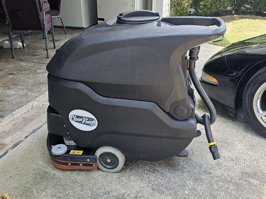 CleanFreak® 'Performer 24' Wide Area Walk Behind Floor Scrubber w/ Pad Drivers