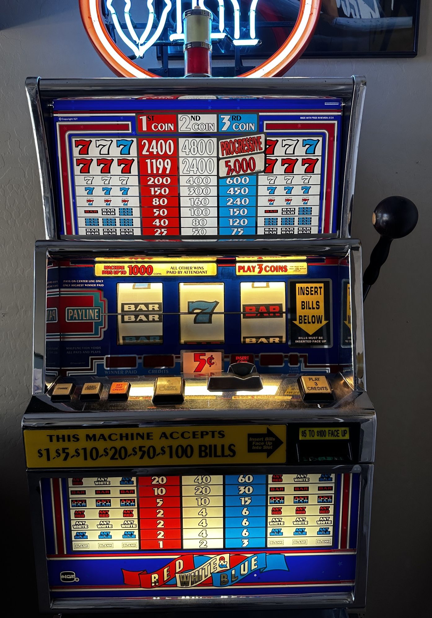 IGT Red, White, And Blue 5 Cent Slot Machine