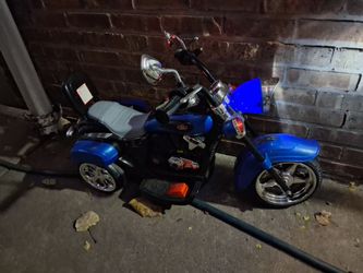 Battery powered motorcycle for age 2. To 5.